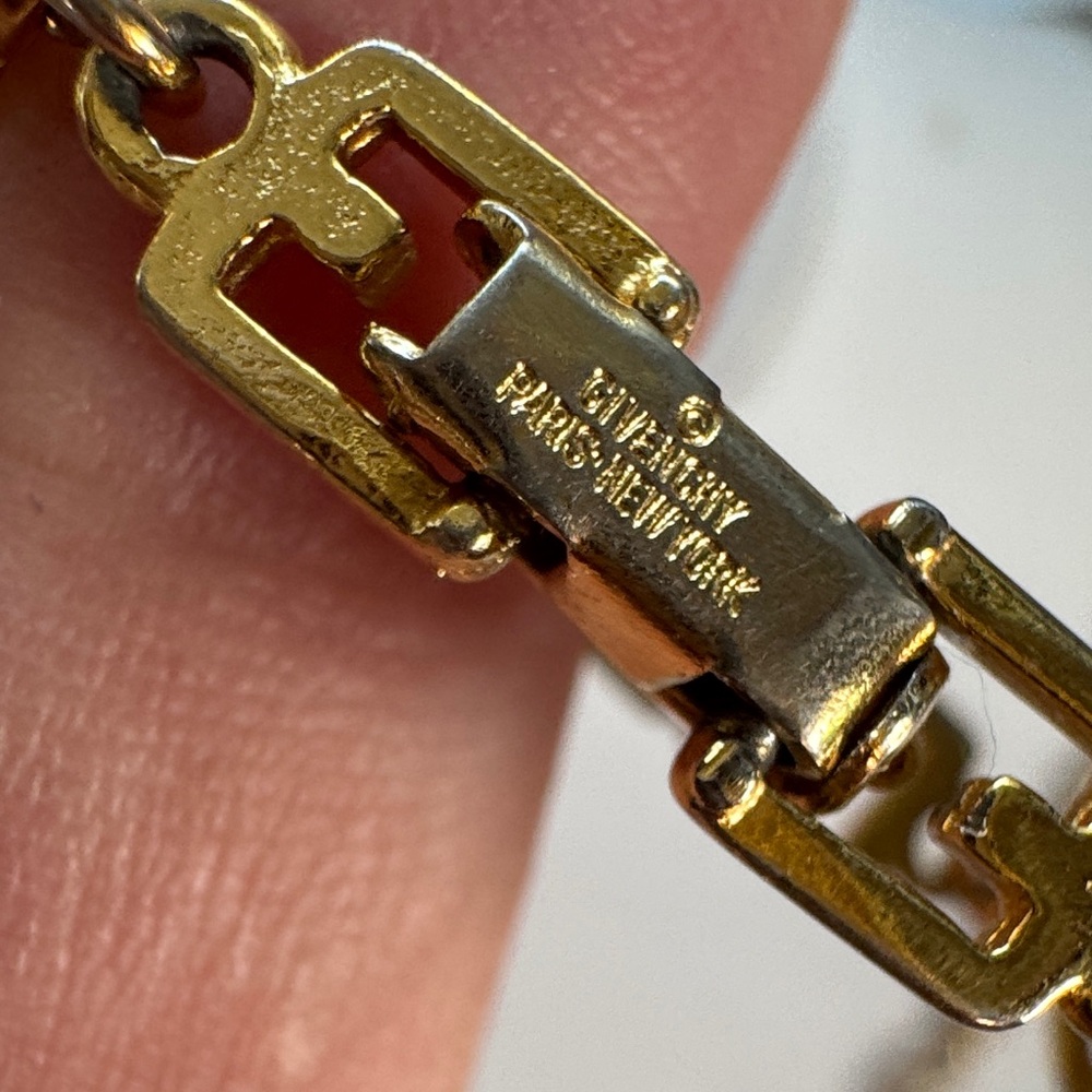 Givenchy VintageGold Necklace and Bracelet Set - Picture 7 of 13